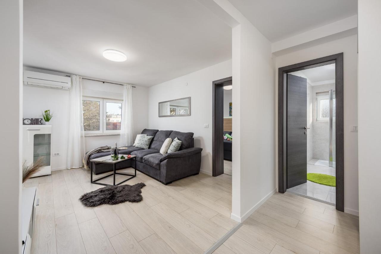 Apartment S&M Heart Of Pula Exterior foto